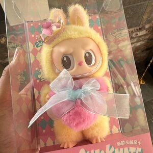 Pop Mart The Monsters Let's Checkmate Queen Labubu Vinyl Plush Pendant